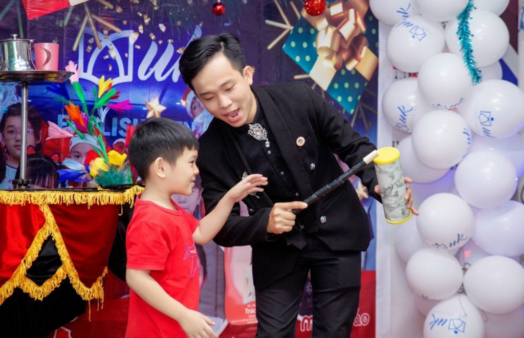 Giá Thuê Biểu Diễn Ảo Thuật Gia Tại Quận 2. Ảnh 1 Giá Thuê Biểu Diễn Ảo Thuật Gia Tại Quận 2. Ảnh 1